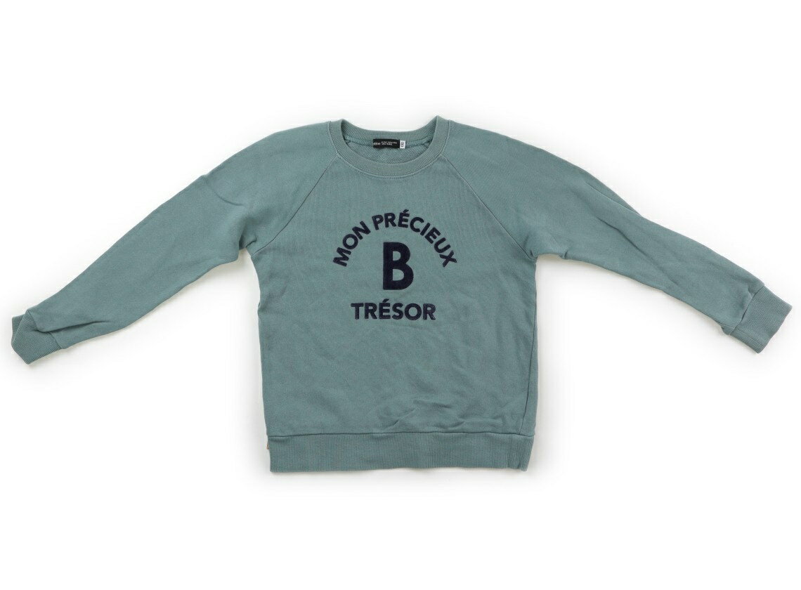 　ブランド 　BeBe(べべ) 　カテゴリー 　トレーナー・プルオーバー 　サイズ 　130サイズ 　色 　モスグレー 　状態 　★★★ 　記名 　なし 　ジャンル 　Boy 腹部に2cmほどの薄いシミが複数あります。全体に色あせがありますが、まだまだ活躍してくれそうです。 ＊【状態】【サイズ】に関しての詳しい説明はこちら