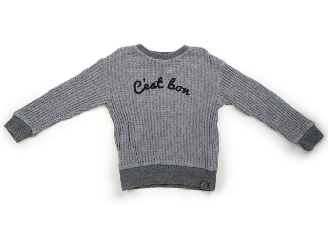 　ブランド 　apres les cours(アプレレクール) 　カテゴリー 　ニット・セーター 　サイズ 　110サイズ 　色 　グレー、ネイビー 　状態 　★★ 　記名 　なし 　ジャンル 　Boy 厚手ニット生地。全体に型崩れ、細かい毛玉が複数あります。腹部に糸のほつれが複数箇所ありますが、いずれも着用に支障はありません。外遊び用としていかがでしょうか？ ＊【状態】【サイズ】に関しての詳しい説明はこちら