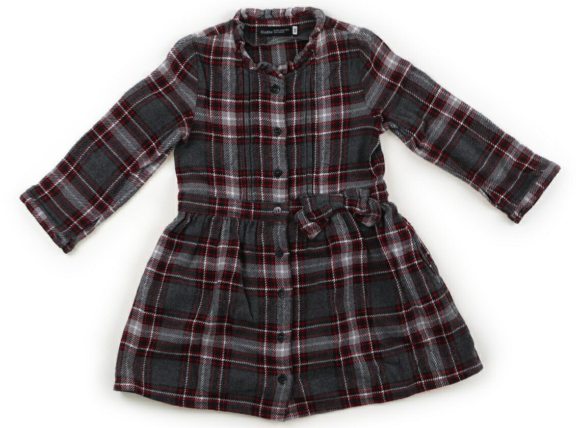 　ブランド 　BeBe(べべ) 　カテゴリー 　ワンピース 　サイズ 　100サイズ 　色 　グレー・赤・白チェック 　状態 　★★★ 　記名 　なし 　ジャンル 　Girl ネルシャツ生地です。全体的にやや毛羽立ちが見られますが、目立つ汚...