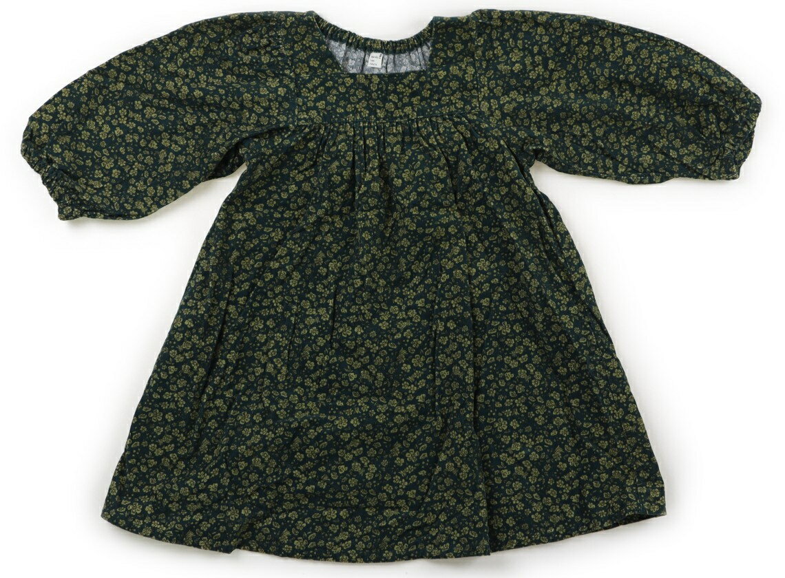 　ブランド 　apres les cours(アプレレクール) 　カテゴリー 　チュニック 　サイズ 　100サイズ 　色 　緑　花柄 　状態 　★★★★ 　記名 　なし 　ジャンル 　Girl はりのあるやや薄手コーデュロイ。美品です。 ＊【状態】【サイズ】に関しての詳しい説明はこちら