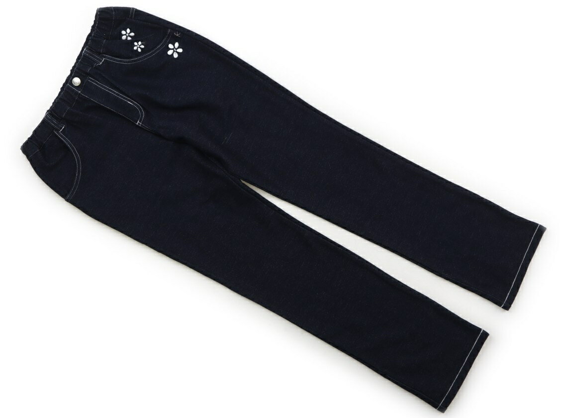 　ブランド 　Kumikyoku(組曲) 　カテゴリー 　パンツ 　サイズ 　140サイズ 　色 　紺 　状態 　★★★ 　記名 　なし 　ジャンル 　Girl 実際のサイズ表記はTMです。全体的に毛羽立ちがあります。左太も部分に糸引きがあります。ウエストは総ゴムです。洗い替え用にいかがでしょうか。 ＊【状態】【サイズ】に関しての詳しい説明はこちら