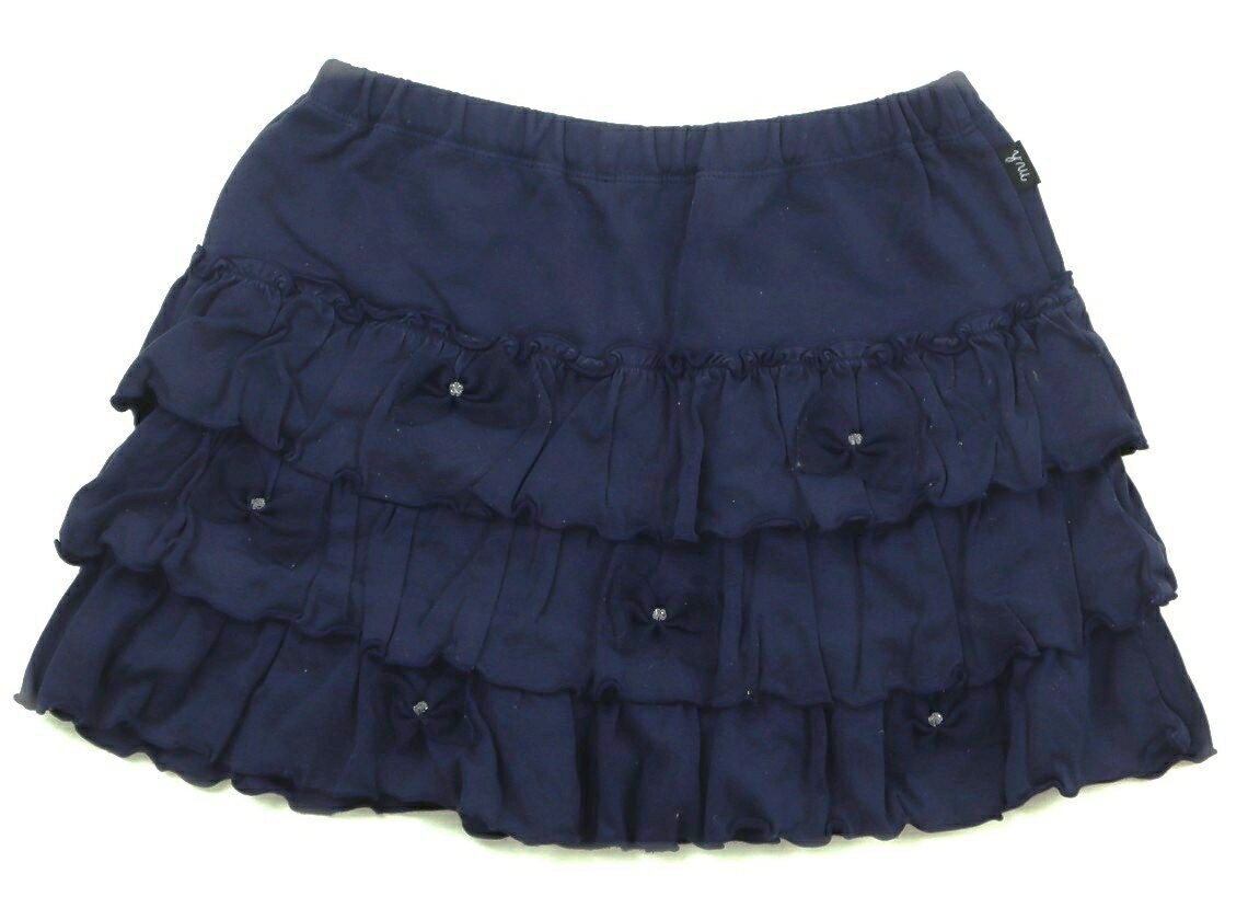 　ブランド 　miki HOUSE(ミキハウス) 　カテゴリー 　スカート 　サイズ 　130サイズ 　色 　ネイビー・チュールリボン 　状態 　★★★ 　記名 　なし 　ジャンル 　Girl カットソー地で、ウエストは総ゴムです。インナーパンツ一体型。色褪せ・埃付着が見られます。 ＊【状態】【サイズ】に関しての詳しい説明はこちら