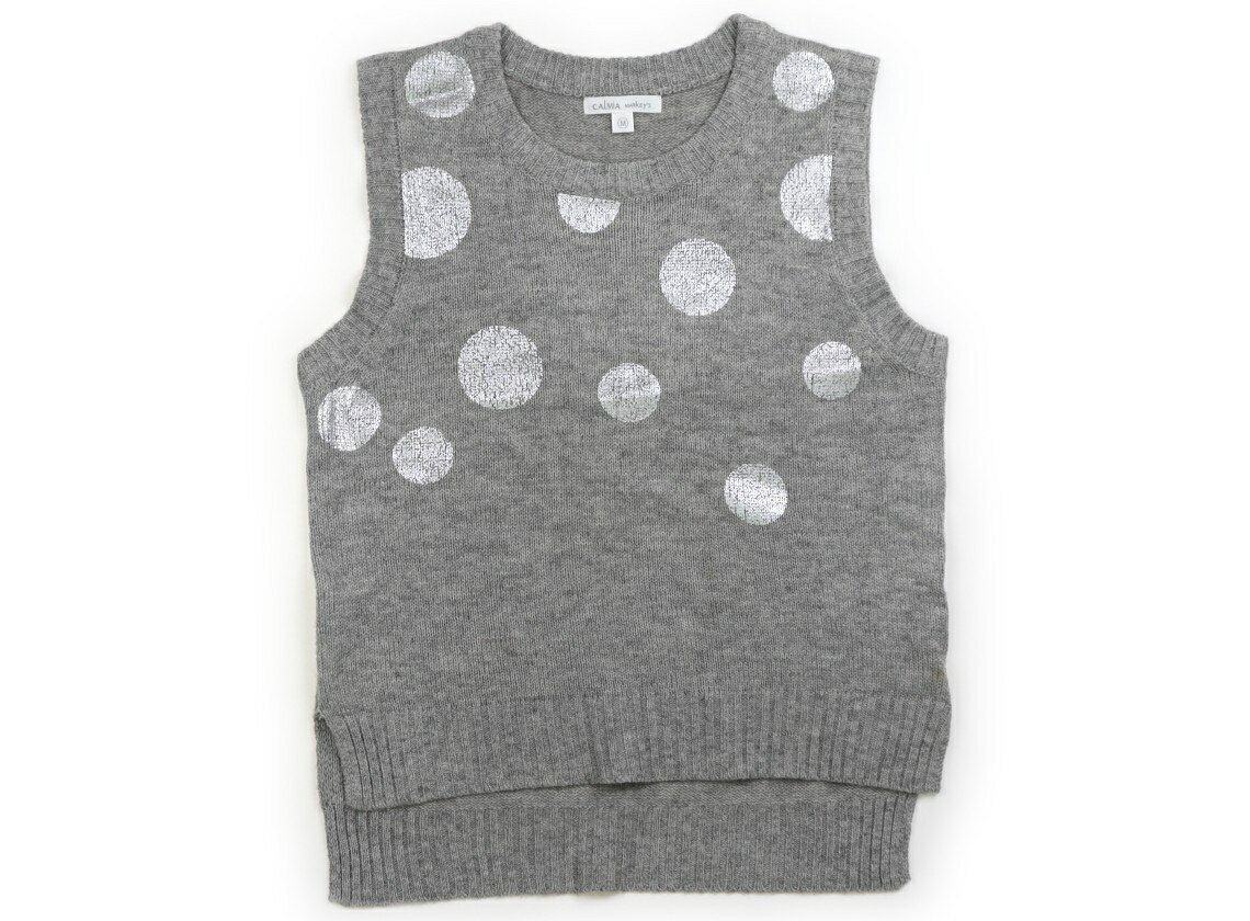　ブランド 　CALMIA(カルミア) 　カテゴリー 　ベスト 　サイズ 　110サイズ 　色 　グレー、シルバードット柄 　状態 　★★★ 　記名 　なし 　ジャンル 　Boy 実際のサイズ表記はM110-120です。お腹に薄茶色のシミがいくつかあります。薄手のニットです。男女どちらでも着られるデザインです。 ＊【状態】【サイズ】に関しての詳しい説明はこちら