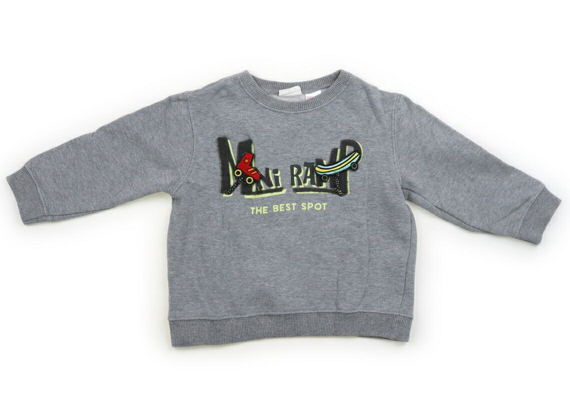 　ブランド 　ZARA(ザラ) 　カテゴリー 　トレーナー・プルオーバー 　サイズ 　95サイズ 　色 　グレー・黄 ・スケボー 　状態 　★★ 　記名 　なし 　ジャンル 　Boy 裏起毛。2-3YEARS/98CM。毛玉があり裾に小さい黄色い汚れがみられますがまだお使いいただけそうです。 ＊【状態】【サイズ】に関しての詳しい説明はこちら