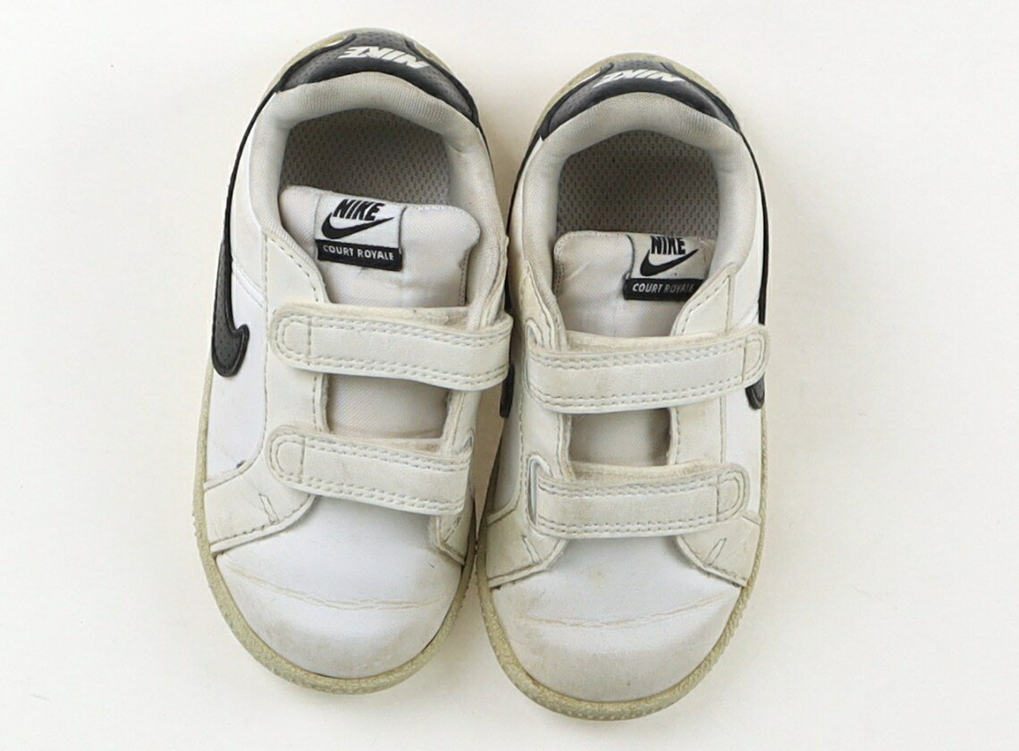 ナイキ NIKE スニーカー