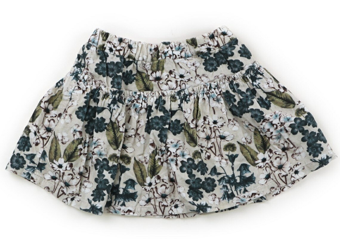 　ブランド 　BeBe(べべ) 　カテゴリー 　スカート 　サイズ 　100サイズ 　色 　アイボリー他・お花 　状態 　★★★ 　記名 　あり（タグ） 　ジャンル 　Girl シャツコール地。ウエストは総ゴムです。洗いざらし感があります。...