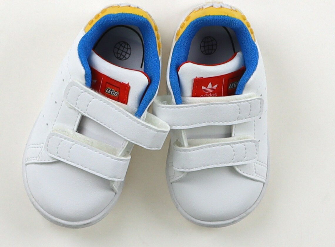 ADIDAS - アディダス Adidas スニーカー 靴12cm〜 男の子 ホワイトブルーイエロー 子供服 ベビー服 キッズ アウトレット ユーズド 【中古】キッズ・ベビー・マタニティ