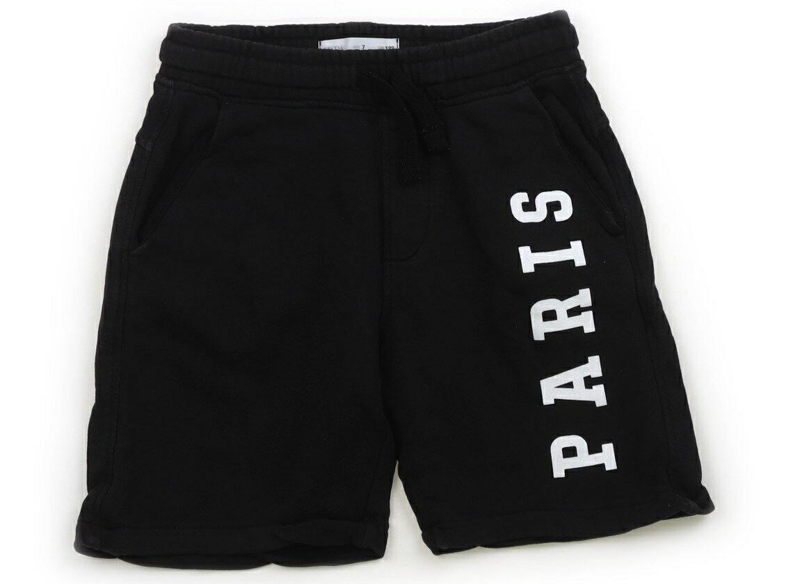 　ブランド 　ZARA(ザラ) 　カテゴリー 　ハーフパンツ 　サイズ 　120サイズ 　色 　黒 　状態 　★★★ 　記名 　なし 　ジャンル 　Boy 実際のサイズ表記は7/122cm。全体に使用感はありますが、まだまだ普段着として活躍...