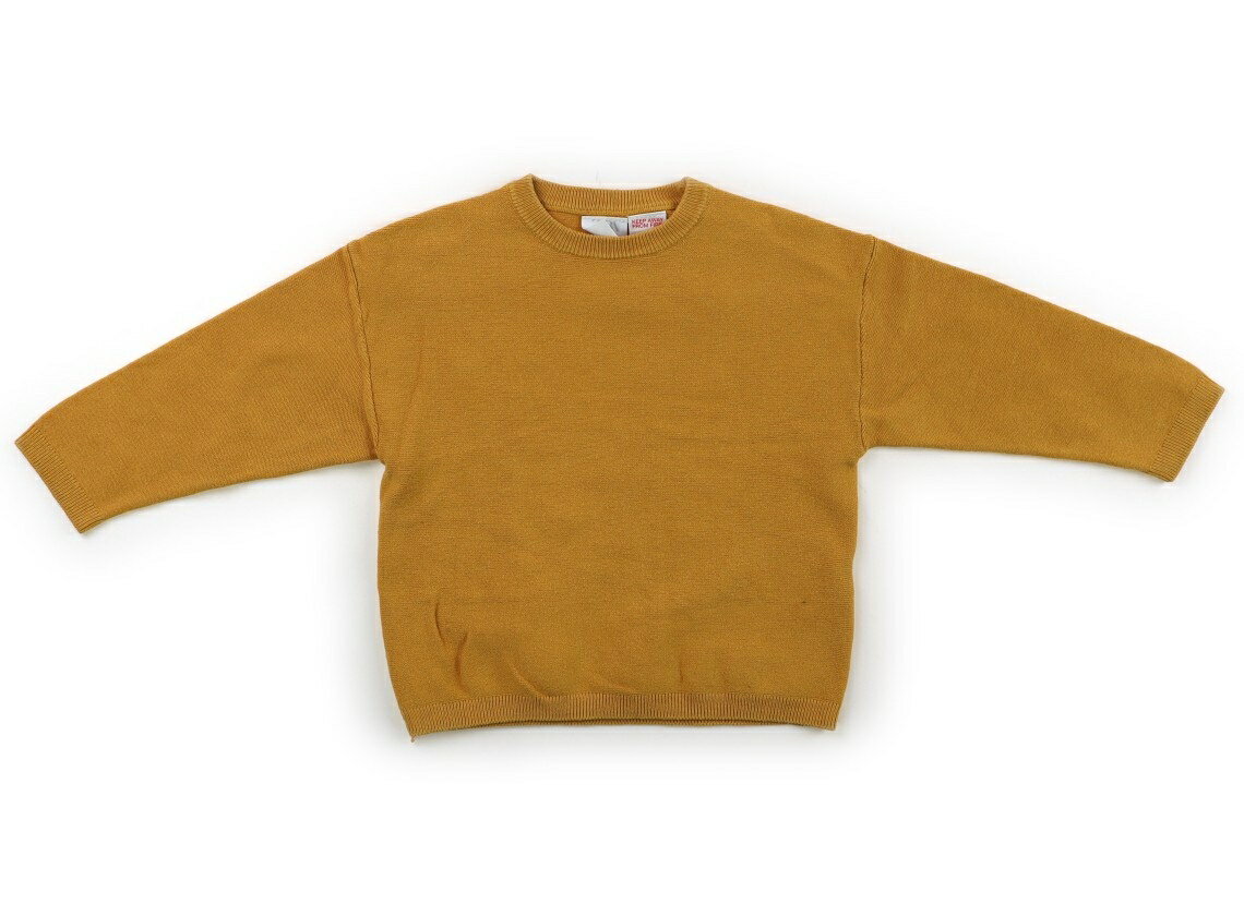 　ブランド 　ZARA(ザラ) 　カテゴリー 　ニット・セーター 　サイズ 　90サイズ 　色 　イエロー 　状態 　★★ 　記名 　なし 　ジャンル 　Boy 実際のサイズ表記は92cm。薄手のナイロンコットンニット。後身頃の裾の内側に記名シール跡があります。全体的にも色褪せ・毛羽立ち・洗いざらし感があります。外遊び用としていかがでしょうか？ ＊【状態】【サイズ】に関しての詳しい説明はこちら