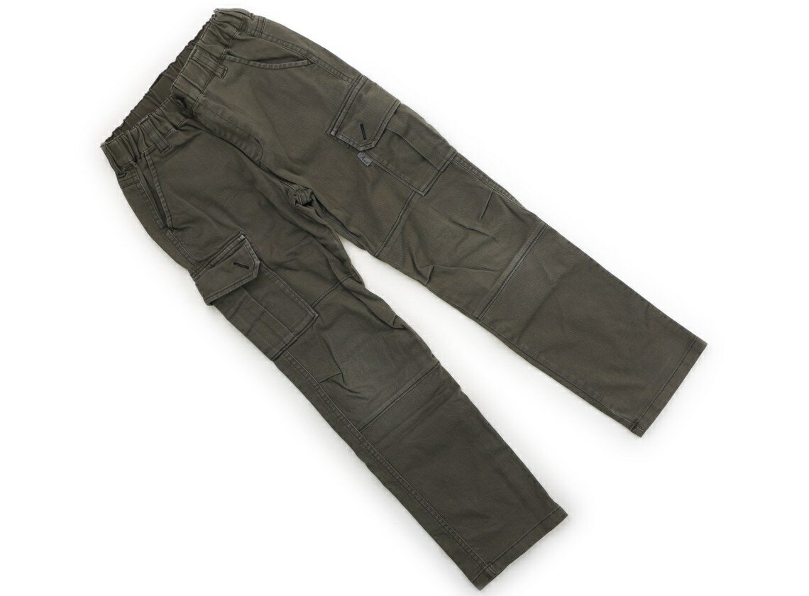 　ブランド 　Noeil(ノイユ) 　カテゴリー 　パンツ 　サイズ 　130サイズ 　色 　カーキ 　状態 　★★ 　記名 　なし 　ジャンル 　Boy ウエストは総ゴムです。使用感があり、白っぽい色褪せとスレ感が目立ちますが、普段使いに...