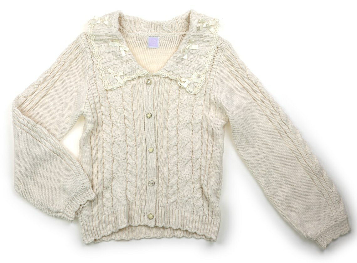 　ブランド 　axes femme KIDS(アクシーズファムキッズ) 　カテゴリー 　カーディガン 　サイズ 　160サイズ 　色 　オフホワイト 　状態 　★★★ 　記名 　なし 　ジャンル 　Girl アクリルニット素材。袖に毛玉感と...