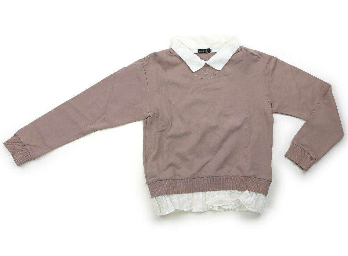 　ブランド 　BeBe(べべ) 　カテゴリー 　トレーナー・プルオーバー 　サイズ 　150サイズ 　色 　グレージュ・ホワイト 　状態 　★★★ 　記名 　なし 　ジャンル 　Girl ポリウレタン・ナイロン混レーヨン素材。裾はシャツ生地です。袖に小さな汚れあり。シワ感ありますが、まだまだお使いいただけそうです。 ＊【状態】【サイズ】に関しての詳しい説明はこちら