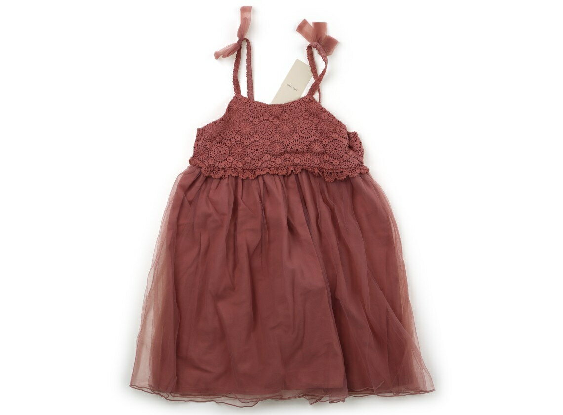 　ブランド 　petit main(プティマイン) 　カテゴリー 　ジャンパースカート 　サイズ 　120サイズ 　色 　ピオニーピンク・レース 　状態 　N 　記名 　なし 　ジャンル 　Girl 新品タグ付き。 ＊【状態】【サイズ】に関...