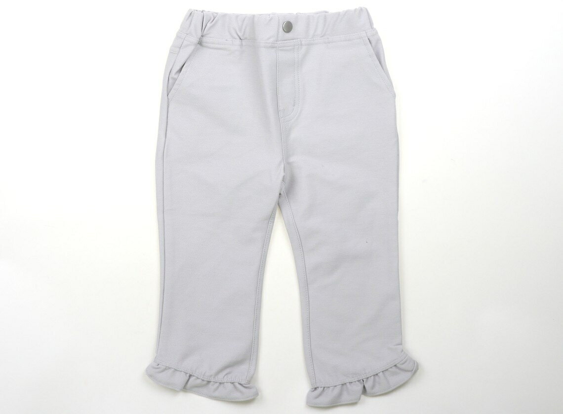 　ブランド 　petit main(プティマイン) 　カテゴリー 　パンツ 　サイズ 　110サイズ 　色 　ライトグレー 　状態 　★★★★ 　記名 　なし 　ジャンル 　Girl ストレッチ素材。ウエストは総ゴムです。股下約30cm。目...