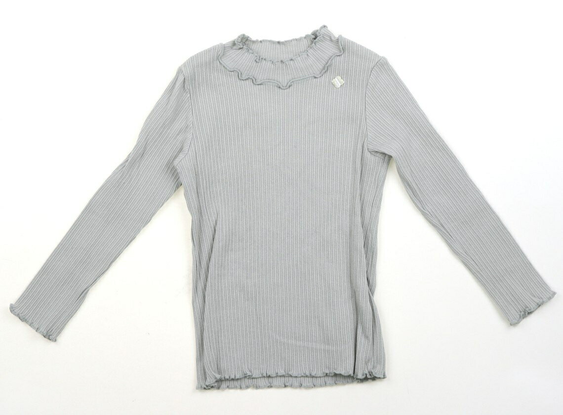 　ブランド 　apres les cours(アプレレクール) 　カテゴリー 　Tシャツ・カットソー 　サイズ 　100サイズ 　色 　ミントグリーン 　状態 　★★★ 　記名 　なし 　ジャンル 　Girl リブカットソー生地。洗いざらし感がありますが、まだまだお使いいただけそうです。 ＊【状態】【サイズ】に関しての詳しい説明はこちら