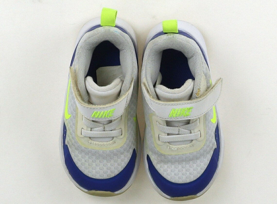 ナイキ NIKE スニーカー