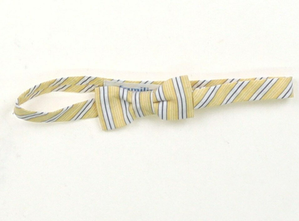 ファミリア familiar フォーマルウェア キッズ用品 男の子 薄黄色、白 子供服 ベビー服 キッズ アウト..