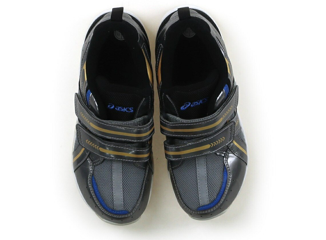 　ブランド 　Asics(アシックス) 　カテゴリー 　スニーカー 　サイズ 　靴20cm〜 　色 　黒、シルバー、ブルー 　状態 　★★★★ 　記名 　なし 　ジャンル 　Boy サイズは22cmです。つま先などにやや汚れがありますが、全体的には綺麗です。 ＊【状態】【サイズ】に関しての詳しい説明はこちら