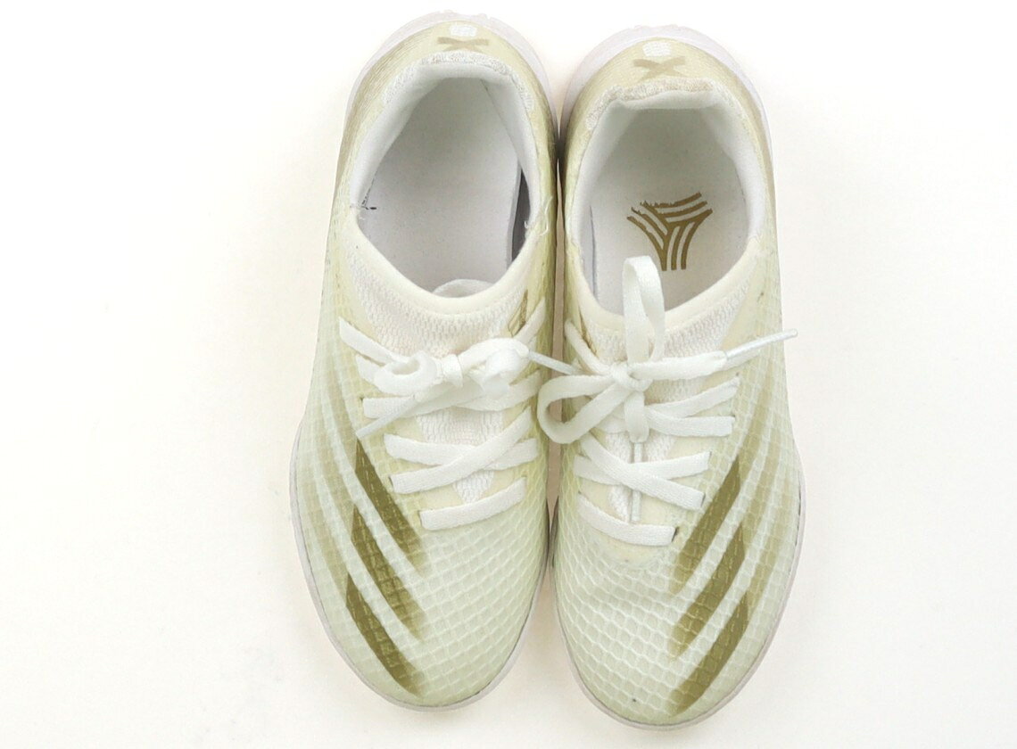 アディダス Adidas スニーカー 靴19cm〜 男の子 オフホワイト、ゴールド 子供服 ベ...