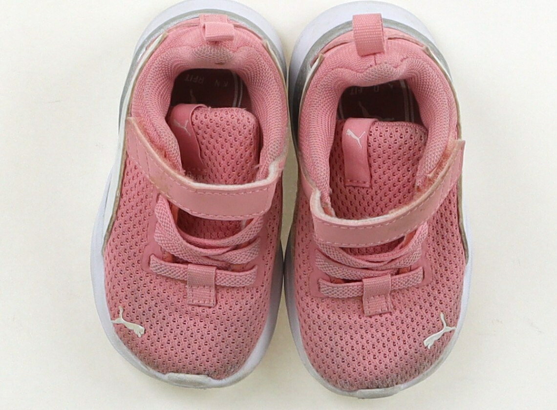 プーマ PUMA スニーカー 靴13cm〜 女の子 ピンク 子供服 ベビー服 キッズ アウトレット ユーズド 【中古】キッズ・ベビー・マタニティ(4.0)