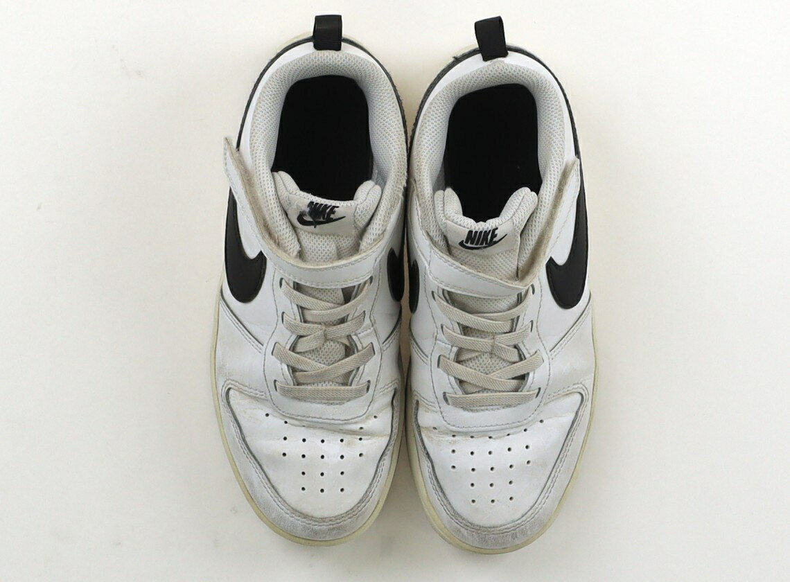 ナイキ NIKE スニーカー