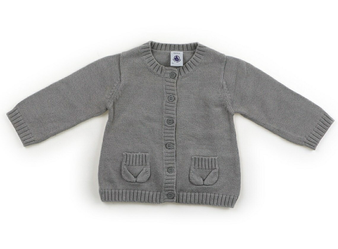 　ブランド 　PETIT BATEAU(プチバトー) 　カテゴリー 　カーディガン 　サイズ 　70サイズ 　色 　グレー 　状態 　★★★ 　記名 　なし 　ジャンル 　Girl 実際のサイズ表記は74cm。ウール・綿素材。全体に毛羽立ちがあります。使用感がありますが、まだお使いいただけそうです。 ＊【状態】【サイズ】に関しての詳しい説明はこちら