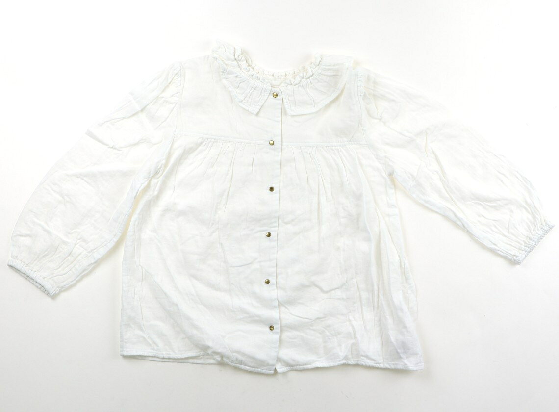 　ブランド 　SHIPS(シップス) 　カテゴリー 　シャツ・ブラウス 　サイズ 　130サイズ 　色 　白 　状態 　★★★★ 　記名 　なし 　ジャンル 　Girl ダブルガーゼ。スナップボタン開閉。美品です。 ＊【状態】【サイズ】に関しての詳しい説明はこちら