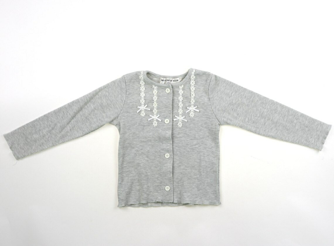 Cardigans - むーのんのん moononnon カーディガン 100 女の子 ライトグレー・フラワーモチーフ 子供服 ベビー服 キッズ アウトレット ユーズド 【中古】キッズ・ベビー・マタニティ