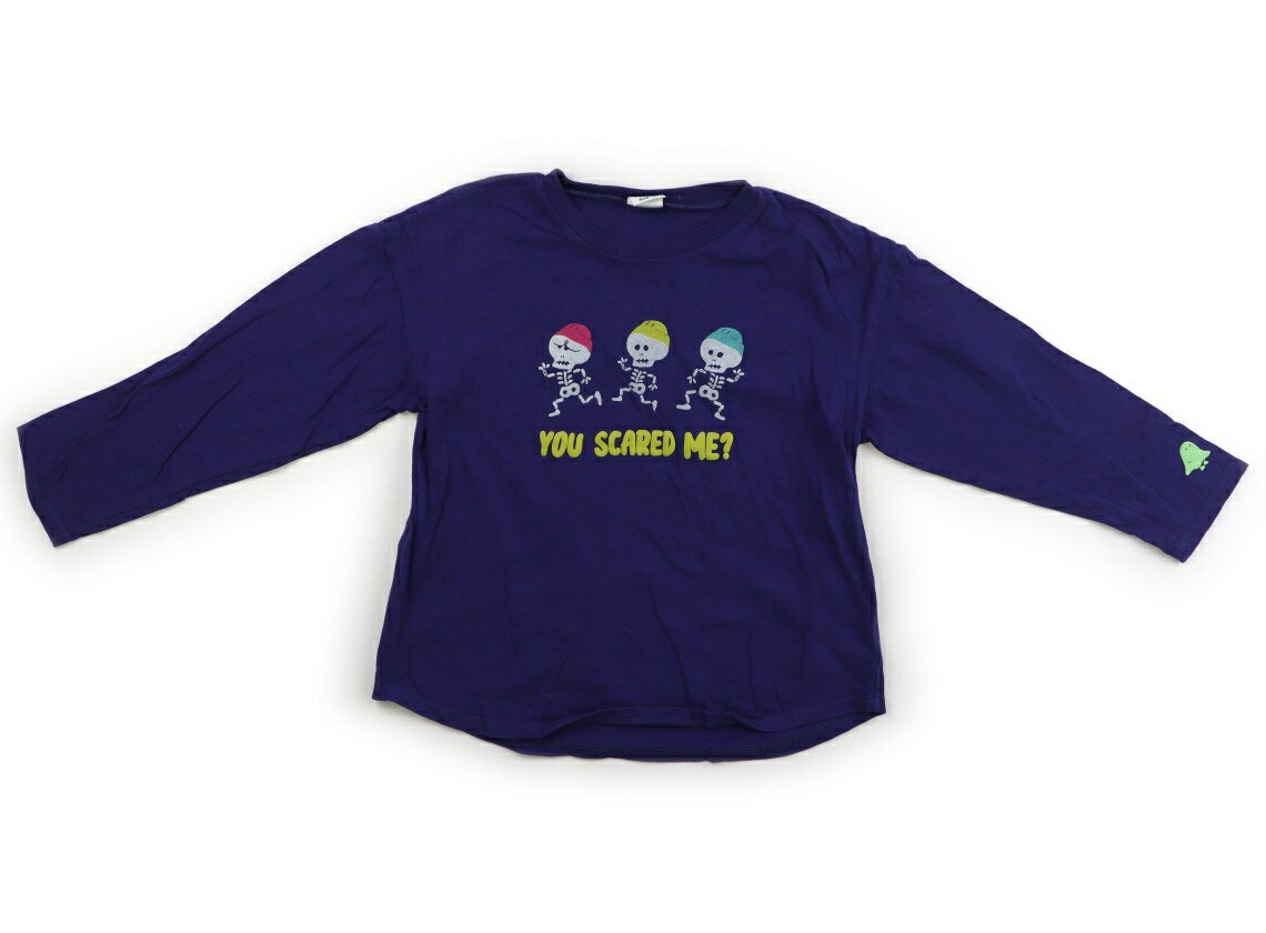 　ブランド 　BREEZE(ブリーズ) 　カテゴリー 　Tシャツ・カットソー 　サイズ 　140サイズ 　色 　パープル・カラフルニット帽×スカル 　状態 　★★★ 　記名 　なし 　ジャンル 　Girl 天竺カットソー。色褪せと洗いざらし感があります。裾の反り返りがあります。まだお使いいただけそうです。 ＊【状態】【サイズ】に関しての詳しい説明はこちら