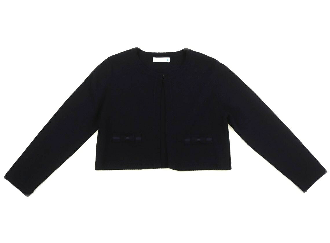 　ブランド 　BEAMS(ビームス) 　カテゴリー 　カーディガン 　サイズ 　120サイズ 　色 　ダークネイビー 　状態 　★★★ 　記名 　なし 　ジャンル 　Girl アクリル・コットン素材のニット地。全体的に毛羽立ちがあります。 ＊【状態】【サイズ】に関しての詳しい説明はこちら