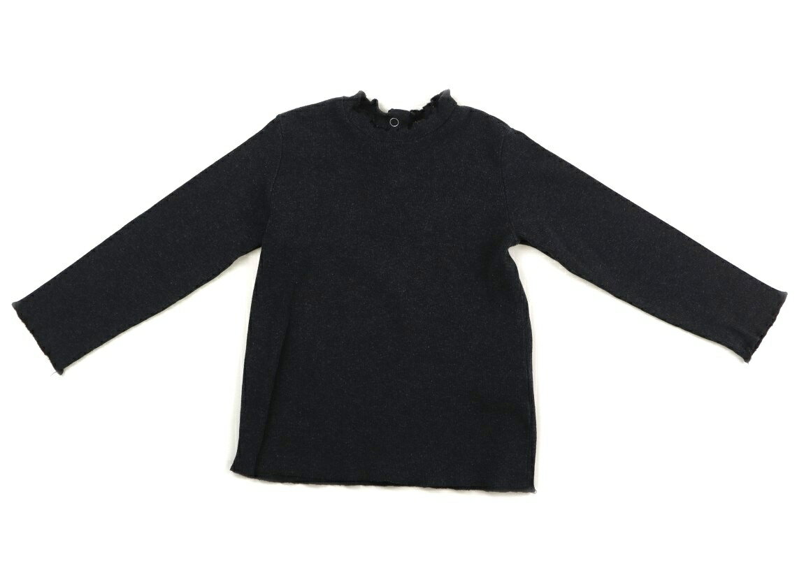 　ブランド 　ZARA(ザラ) 　カテゴリー 　ニット・セーター 　サイズ 　100サイズ 　色 　チャコールグレー 　状態 　★★★ 　記名 　なし 　ジャンル 　Girl 実際のサイズ表記は104cm。コットンポリエステルポリウレタンのニットソー。袖口や裾はロック始末なので少し波打っています。全体に毛羽立ちがありますが普段使いにいかがでしょうか。 ＊【状態】【サイズ】に関しての詳しい説明はこちら