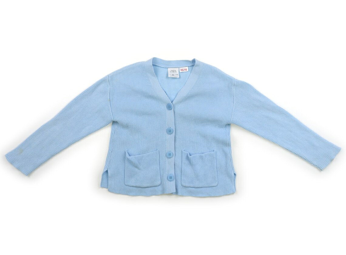 　ブランド 　ZARA(ザラ) 　カテゴリー 　カーディガン 　サイズ 　110サイズ 　色 　ブルー 　状態 　★★★ 　記名 　なし 　ジャンル 　Girl コットンニット。襟にごく薄いシミ、両袖口に薄い汚れがあります。他は型崩れもなく、いい状態です。 ＊【状態】【サイズ】に関しての詳しい説明はこちら