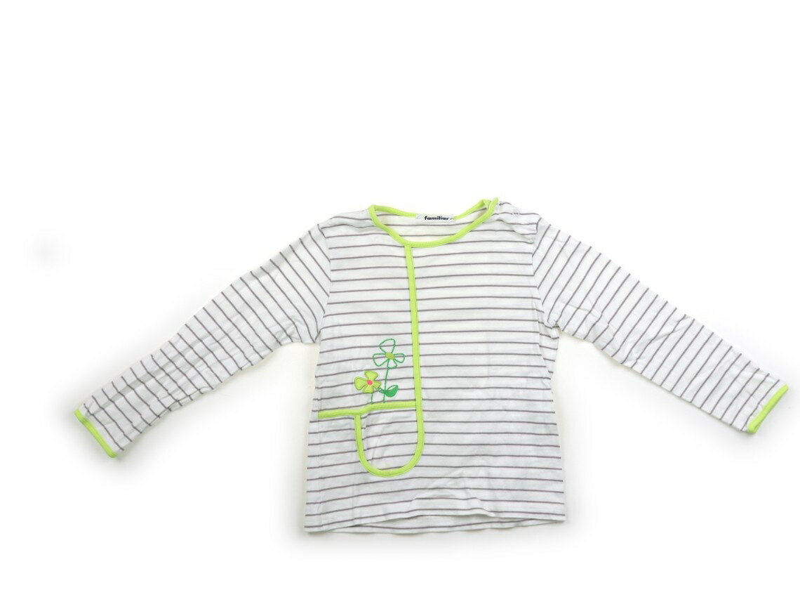 　ブランド 　familiar(ファミリア) 　カテゴリー 　Tシャツ・カットソー 　サイズ 　120サイズ 　色 　ホワイト×グレーボーダー・ライムグリーン 　状態 　★★★ 　記名 　なし 　ジャンル 　Girl カットソー。全体的に使用感がありますが、特に目立つ汚れはなくまだお使い頂けそうです。 ＊【状態】【サイズ】に関しての詳しい説明はこちら