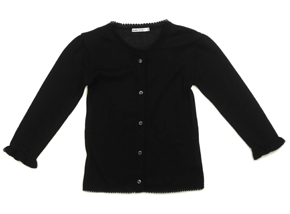 　ブランド 　BeBe(べべ) 　カテゴリー 　カーディガン 　サイズ 　150サイズ 　色 　黒 　状態 　★★★★ 　記名 　なし 　ジャンル 　Girl 薄手のコットン・アクリルニット。七分袖位です。使用感はありますが、きれいな状態です。 ＊【状態】【サイズ】に関しての詳しい説明はこちら