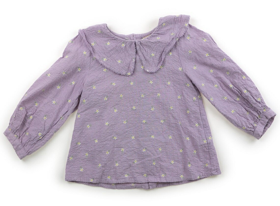 　ブランド 　petit main(プティマイン) 　カテゴリー 　シャツ・ブラウス 　サイズ 　120サイズ 　色 　ライラック・花刺繍 　状態 　★★★ 　記名 　なし 　ジャンル 　Girl 後ろボタンあきです。サッカー素材。若干の色あせがありますが、まだまだ普段着として活躍してくれそうです。 ＊【状態】【サイズ】に関しての詳しい説明はこちら