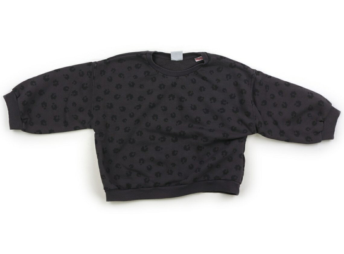 　ブランド 　ZARA(ザラ) 　カテゴリー 　トレーナー・プルオーバー 　サイズ 　100サイズ 　色 　グレー・レオパード柄 　状態 　★★★ 　記名 　なし 　ジャンル 　Girl 実際のサイズ表記は104cm。綿・ポリエステルの裏毛のトレーナー地。やや色あせがあり、袖口・襟口に白っぽい色あせがありますが、まだまだ活躍してくれそうです。 ＊【状態】【サイズ】に関しての詳しい説明はこちら