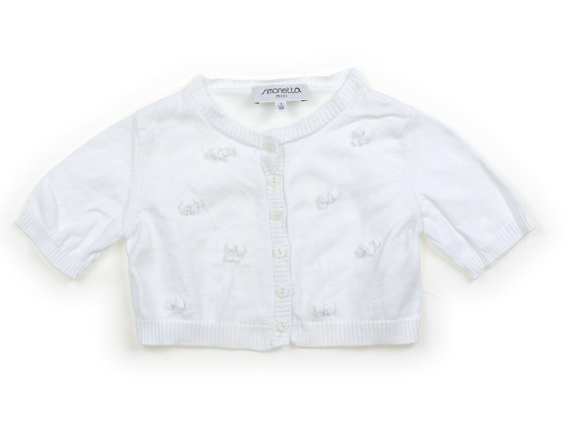 　ブランド 　Simonetta(シモネッタ) 　カテゴリー 　カーディガン 　サイズ 　100サイズ 　色 　白・リボン 　状態 　★★★ 　記名 　なし 　ジャンル 　Girl コットンニットカーディガンです。前身頃の共生地リボンの若干ヨレがありますが、使用感少なめです。 ＊【状態】【サイズ】に関しての詳しい説明はこちら