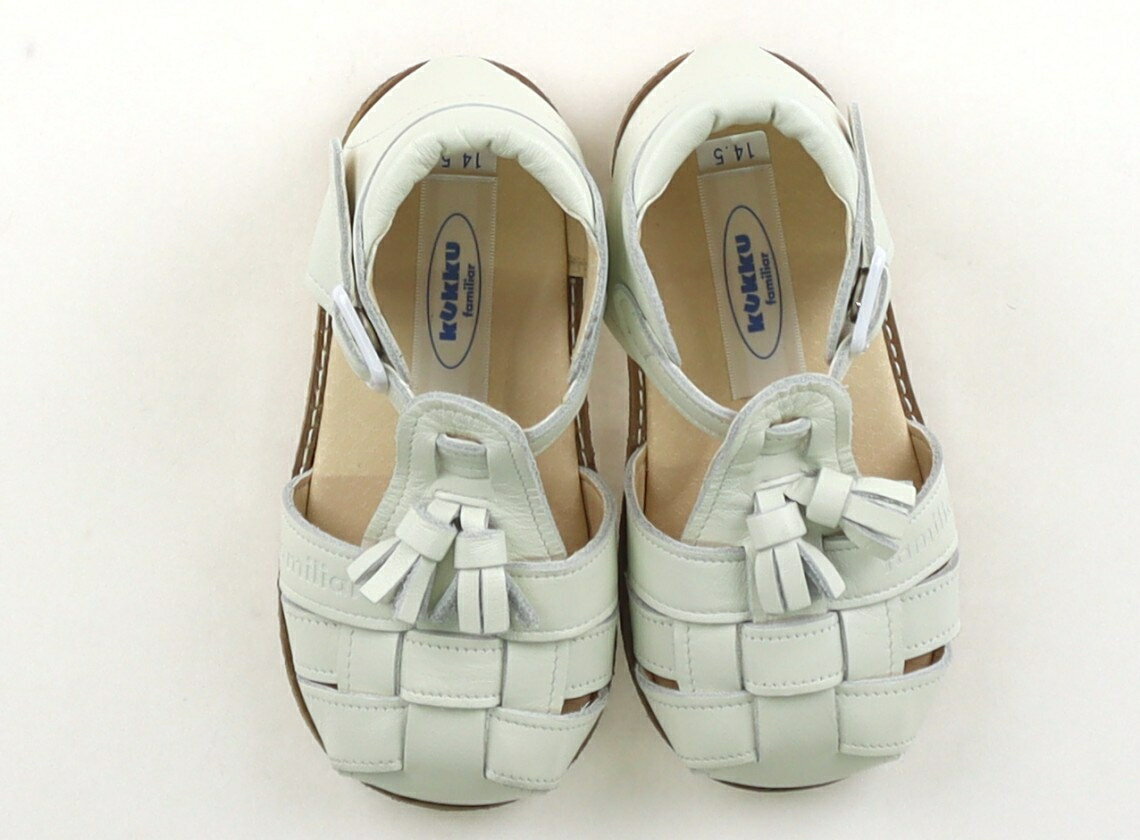ファミリア familiar サンダル 靴14cm〜 女の子 オフ 子供服 ベビー服 キッズ アウトレット ユーズド 【中古】キッズ・ベビー・マタニティ