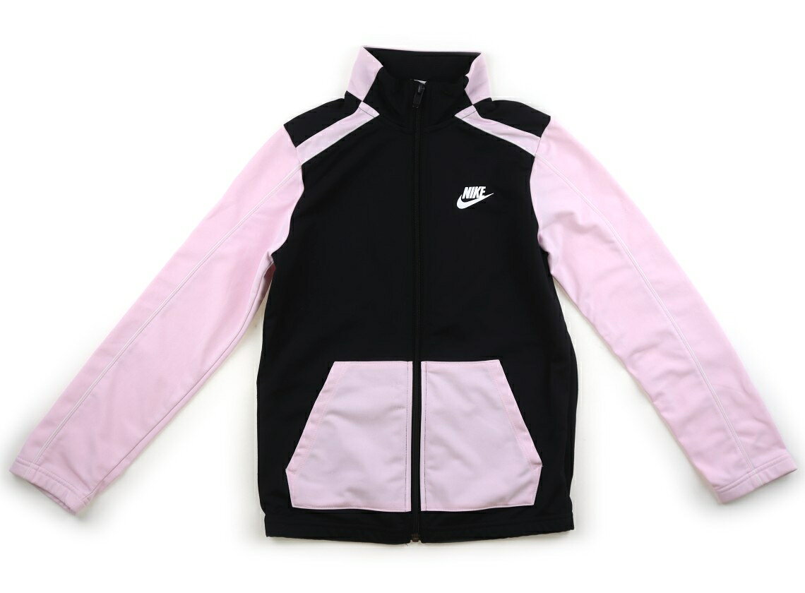 　ブランド 　NIKE(ナイキ) 　カテゴリー 　スポーツウェア・ダンスウェア 　サイズ 　150サイズ 　色 　黒、ピンク 　状態 　★★（返品不可） 　記名 　なし 　ジャンル 　Girl 実際のサイズ表記はM。内側は微起毛です。品質タグにシールはがし跡のノリ残りあり。全体に毛玉や細かい傷が見受けられます。外遊びや洗い替え用にいかがでしょうか？ ＊【状態】【サイズ】に関しての詳しい説明はこちら