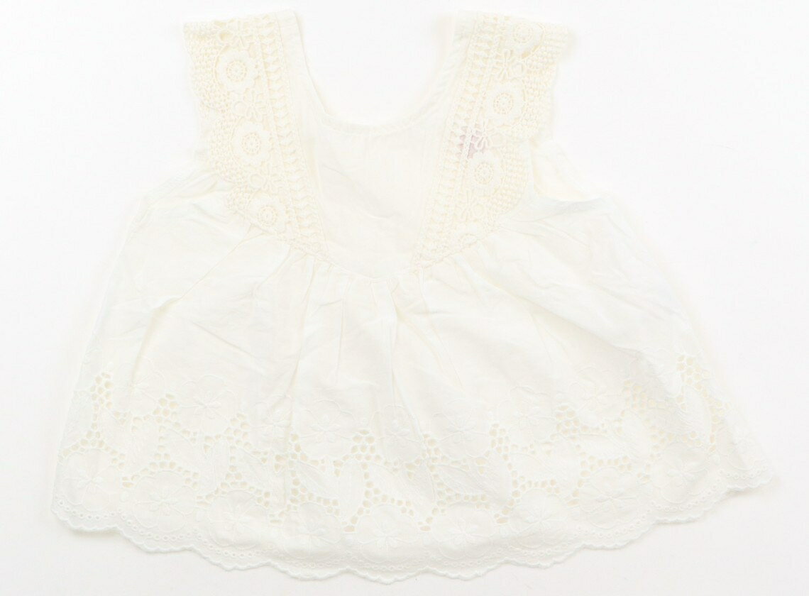 FLO Tank Top/Camisole, Size 110, Girls, Natural White/Lace, Children's Clothing, Baby Clothes, Kids, Outlet, Used [Pre-owned] Kids, Baby, Maternity