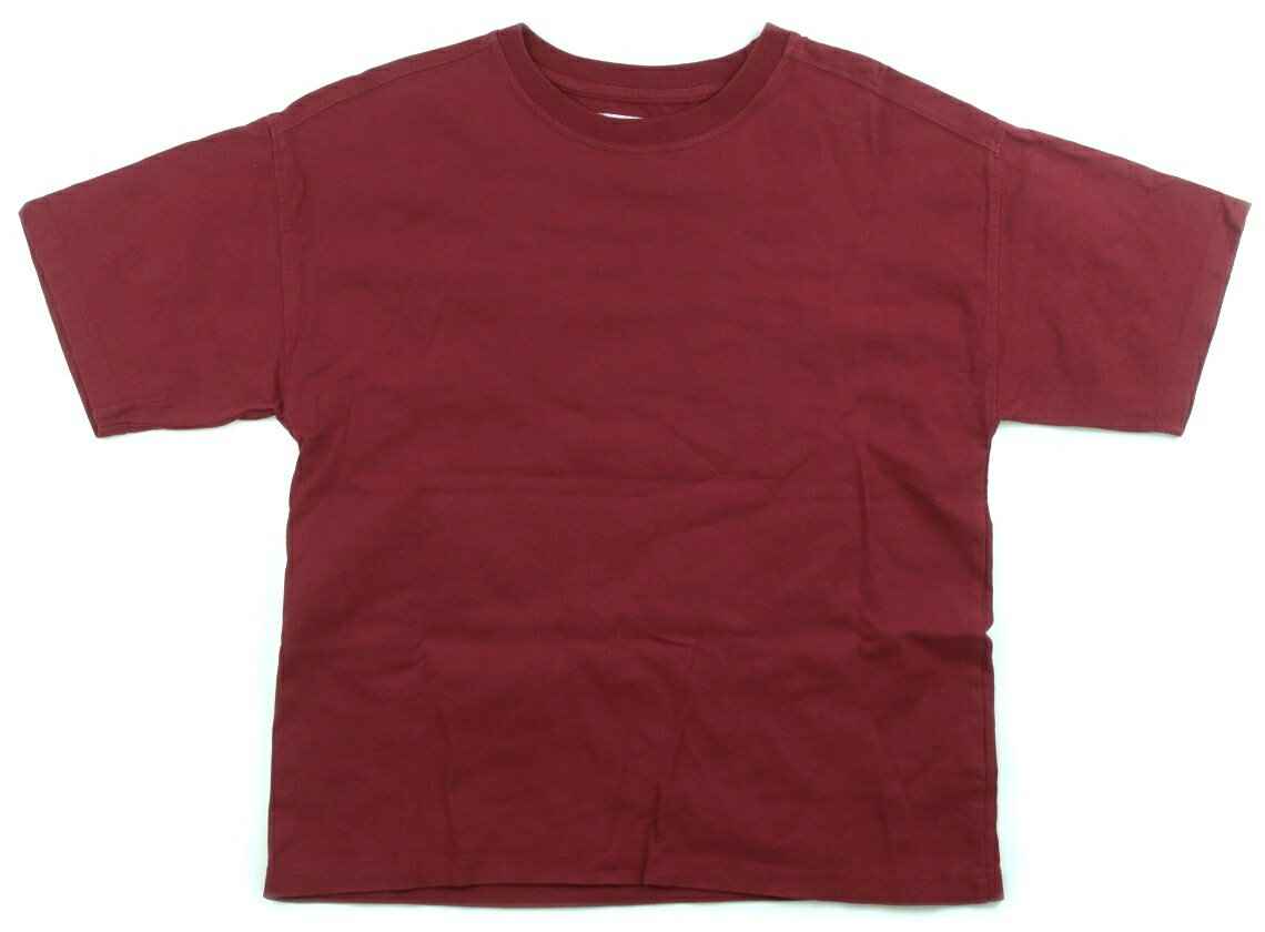 　ブランド 　ZARA(ザラ) 　カテゴリー 　Tシャツ・カットソー 　サイズ 　150サイズ 　色 　バーガンディ 　状態 　★★★ 　記名 　なし 　ジャンル 　Girl 実際のサイズ表記は、152cm。いくつかの油シミあり。全体に色あせ・毛羽立ちがあります。 ＊【状態】【サイズ】に関しての詳しい説明はこちら