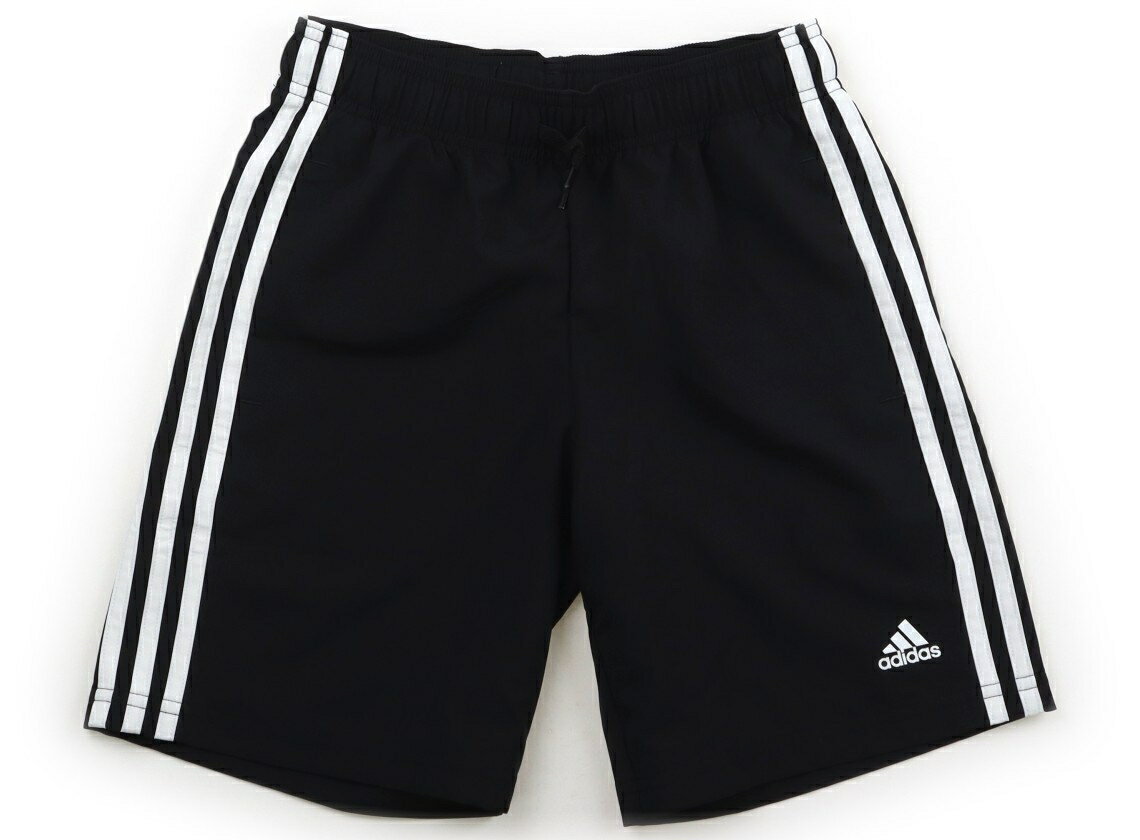 アディダス Adidas ハーフパンツ 150 男の子 黒　ブランドロゴ 子供服 ベビー服 キッズ アウトレット ユーズド 【中古】キッズ・ベビー・マタニティ
