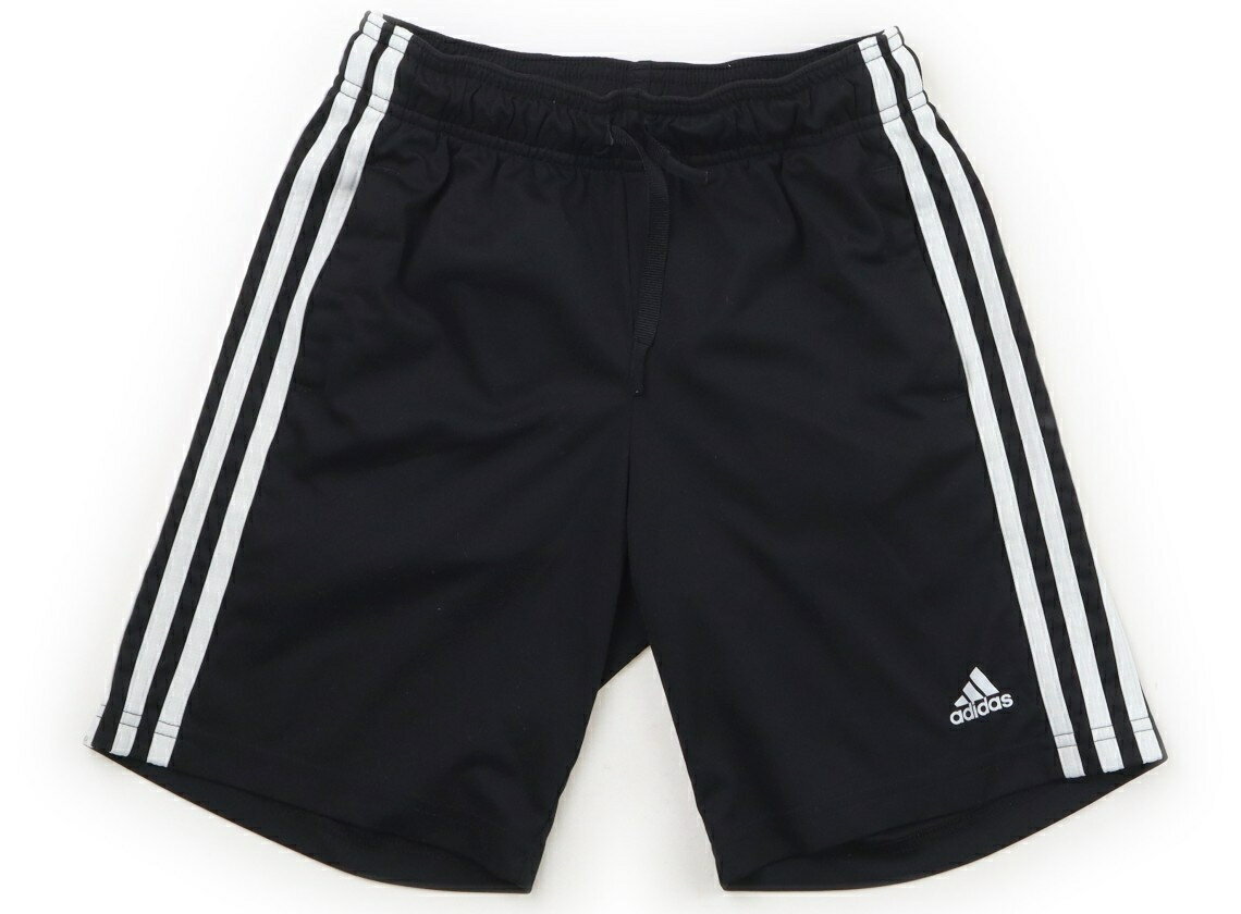 アディダス Adidas ショートパンツ 140 男の子 黒、白 子供服 ベビー服 キッズ アウトレット ユーズド 【中古】キッズ・ベビー・マタニティ