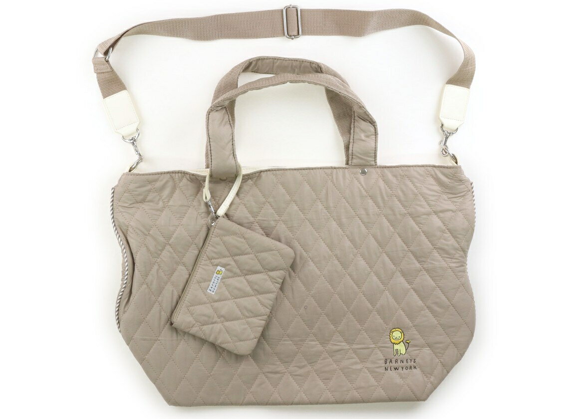 　ブランド 　BARNEYS NEWYORK(バーニーズニューヨーク) 　カテゴリー 　マタニティ・ママ小物 　サイズ 　ママ向けアイテム 　色 　ベージュ 　状態 　★★★★ 　記名 　なし 　ジャンル 　Mother マザーズバックです。約33.4×51×16.6cm。ストラップは調整可能で、中くらいの長さで約90cm。ポーチ(12×17cm)が付いています。使用感はありますが、きれいな状態です。 ＊【状態】【サイズ】に関しての詳しい説明はこちら