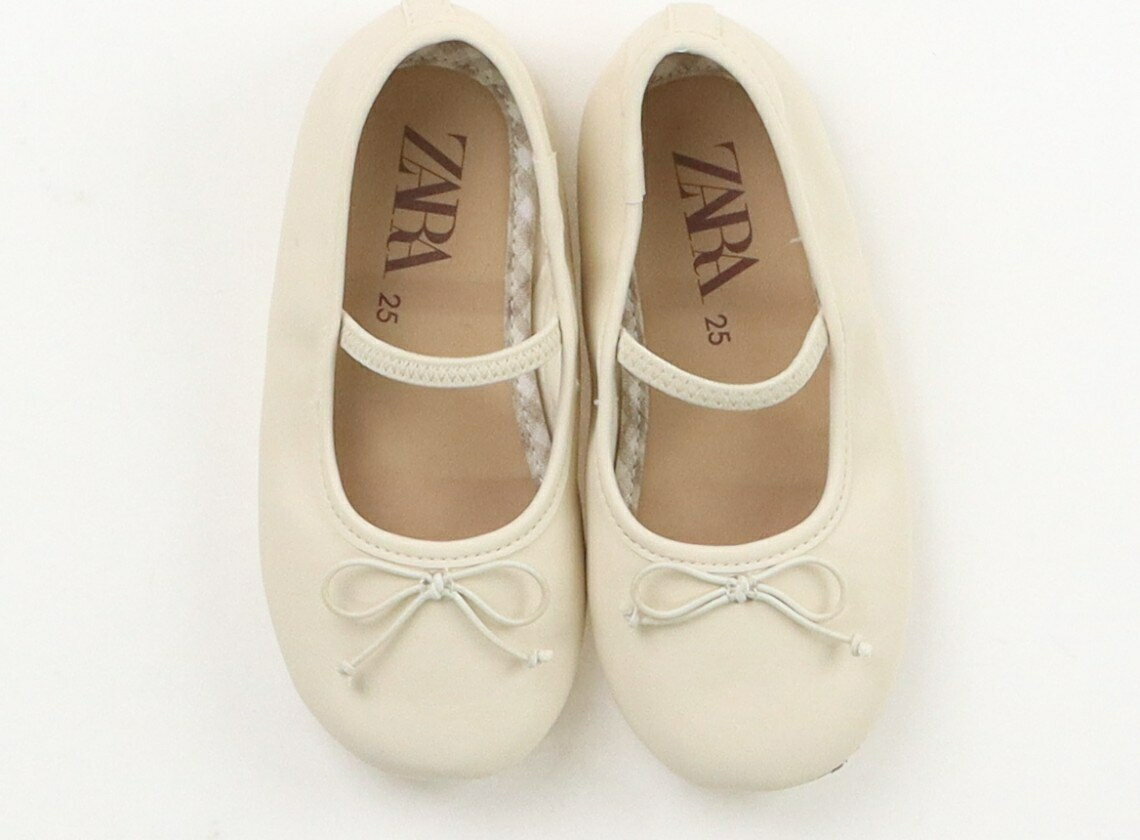 休闲鞋（Surippon等） - ザラ ZARA フラットシューズ・スリッポン 靴15cm〜 女の子 ベージュ 子供服 ベビー服 キッズ アウトレット ユーズド 【中古】キッズ・ベビー・マタニティ