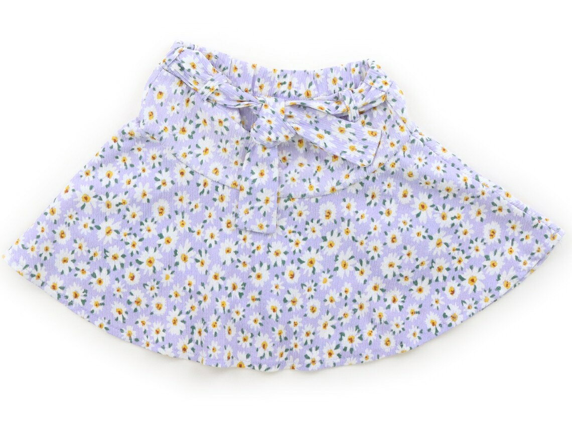 　ブランド 　ZARA(ザラ) 　カテゴリー 　スカート 　サイズ 　110サイズ 　色 　ラベンダー・花柄 　状態 　★★★ 　記名 　なし 　ジャンル 　Girl 6/116cmサイズ表記。インナーパンツ一体型。ウエストは半分ゴムです。ポリエステル・ポリウレタンの楊柳生地で、目立った汚れなし。 ＊【状態】【サイズ】に関しての詳しい説明はこちら