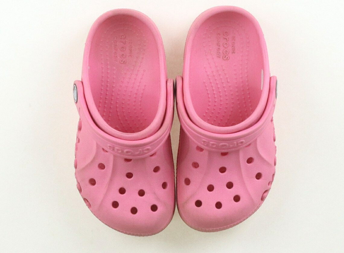 クロックス CROCS サンダル 靴17cm〜 女の子 ピンク 子供服 ベビー服 キッズ アウ...
