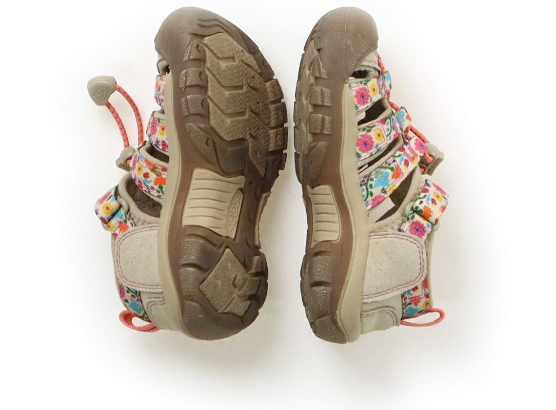 CarryOnのキーン KEEN サンダル 靴17cm〜 女の子 ブラウンベージュ、花柄 子供服 ベビー服 キッズ アウトレット ユーズド 【中古】キッズ・ベビー・マタニティ｜アングル3