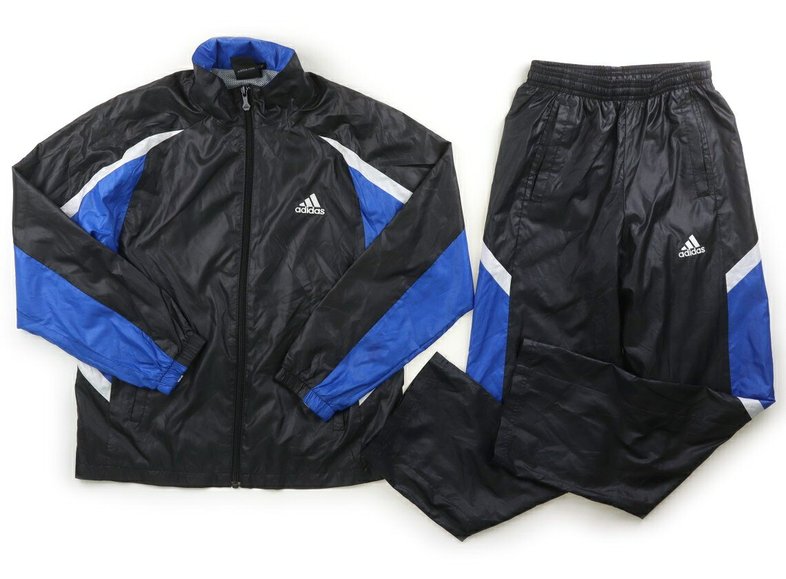 　ブランド 　Adidas(アディダス) 　カテゴリー 　上下セット 　サイズ 　140サイズ 　色 　黒、青 　状態 　★★（返品不可） 　記名 　なし 　ジャンル 　Boy メッシュ生地の裏地がついています。両袖に茶色い汚れと油じみがいくつかあります。 ＊【状態】【サイズ】に関しての詳しい説明はこちら