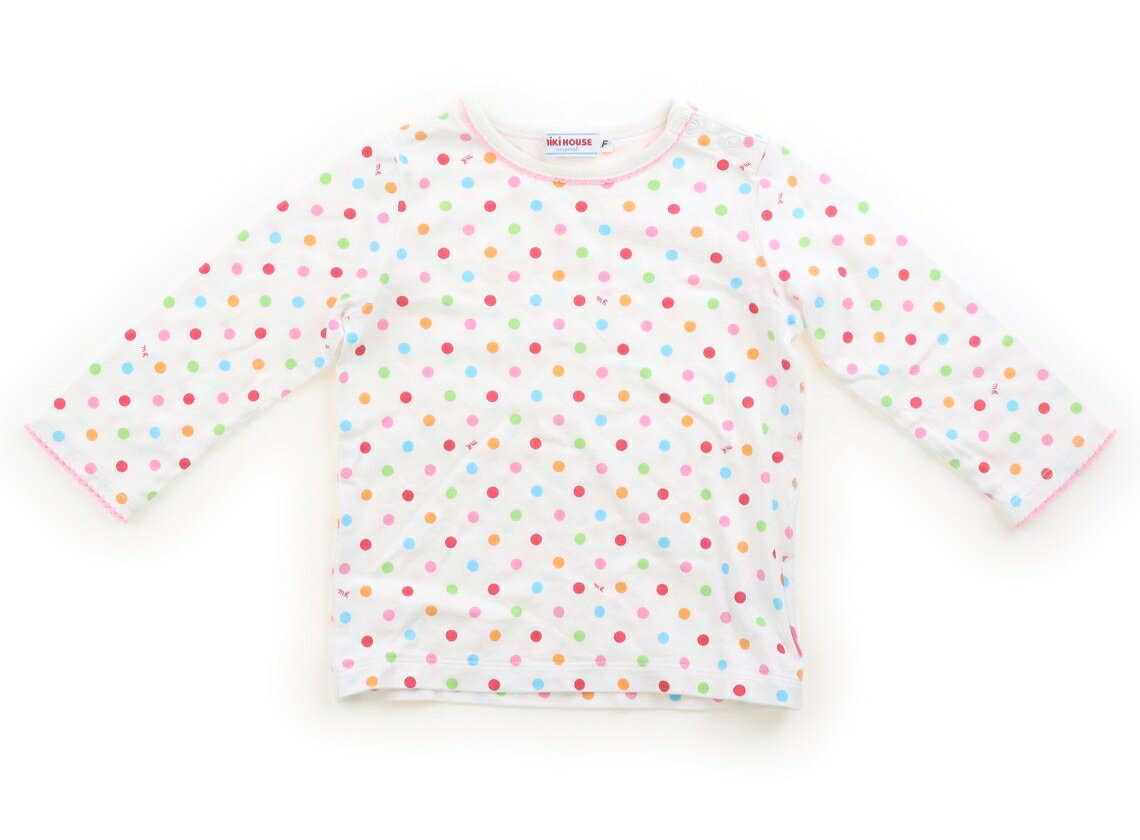 　ブランド 　miki HOUSE(ミキハウス) 　カテゴリー 　Tシャツ・カットソー 　サイズ 　70サイズ 　色 　白、ドット柄 　状態 　★★★ 　記名 　なし 　ジャンル 　Girl 実際のサイズ表記はFREE70-80です。肩スナップボタン付き。襟ぐりに若干黄ばみあり。 ＊【状態】【サイズ】に関しての詳しい説明はこちら